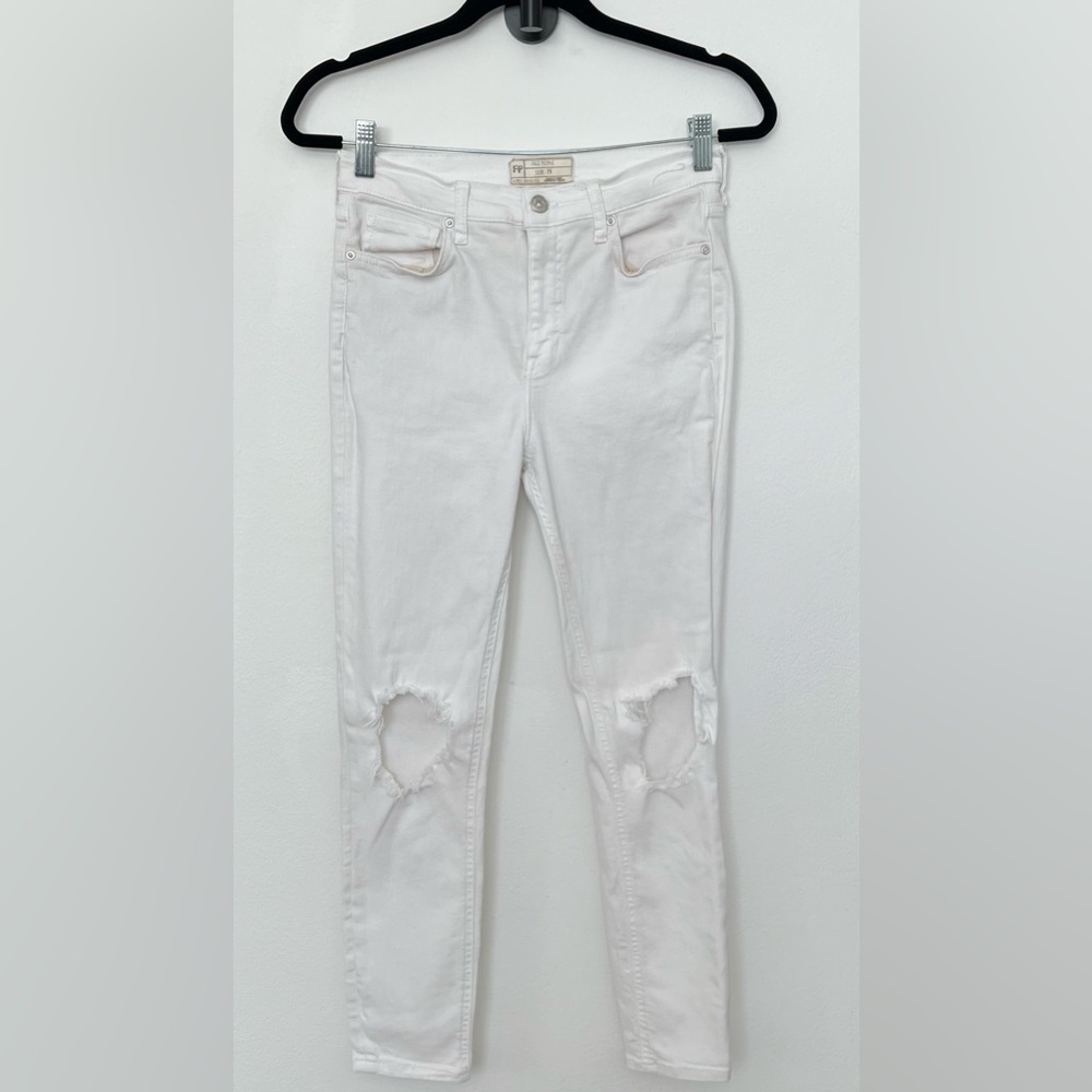 Free People Skinny ripped jeans